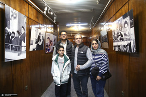 بازدید کردشگران نوروزی از بیت امام خمینی (س) در جماران