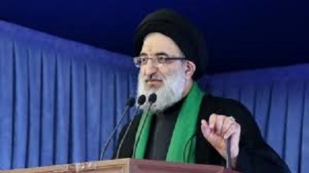 امام جمعه کرج: ترویج خرید کالای ایرانی باید اولویت برنامه فرهنگی کشور باشد