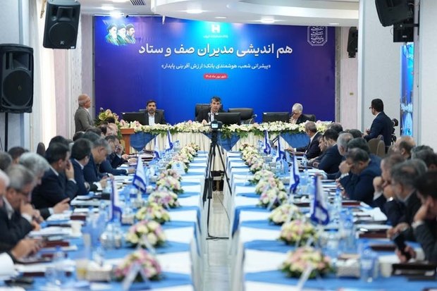 تاکید بر ارتقای کیفی شاخص‌ها در بانک صادرات ایران/ افشین خانی: اعتماد پایدار مشتریان، پشتوانه اصلی توسعه است