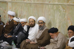 نشست دوره ای اساتید سطوح عالیه و خارج حوزه علمیه قم‎