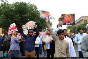 راهپیمایی نمازگزاران نماز جمعه قم در واکنش به خروج آمریکا از برجام