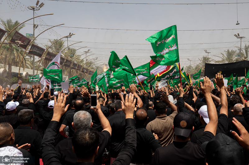 مراسم عزاداری ظهر عاشورا در کربلا