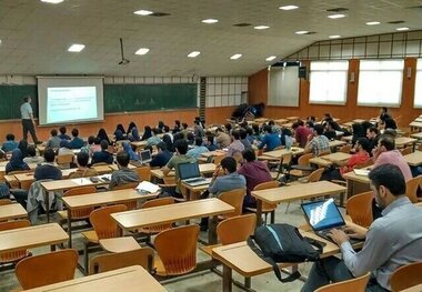 تعویق آزمون‌های دانشجویان پزشکی/ برگزاری آزمون‌ مجازی مجوز ندارد