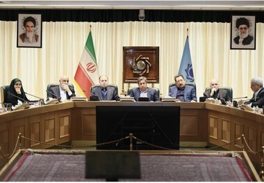 بررسی پیشنهادهایی برای تسهیل واردات کالاهای اساسی به کشور/ اقدامات لازم برای نظارت بر بازار