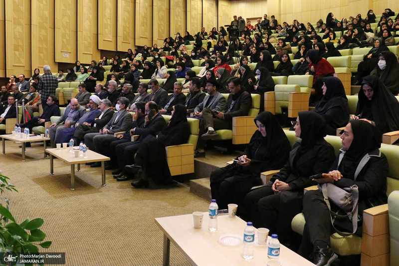 اختتامیه دومین رویداد فرهنگی هنری جایزه روح الله