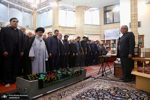 مراسم تشييع مادر غلامعلی حداد عادل