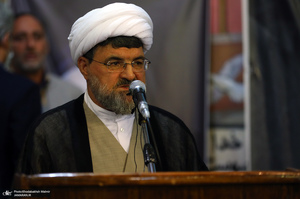 مراسم وداع با پیکر حجت الاسلام و المسلمین سید محمود دعایی در حسینیه جماران -3