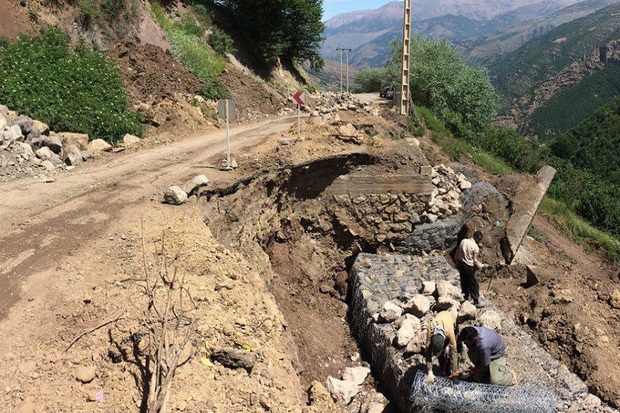 راه دسترسی 3 روستای دورافتاده تکاب بازسازی شد