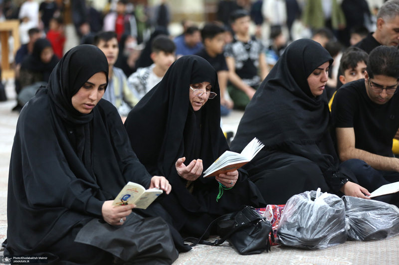 مراسم شب بیست و یکم ماه رمضان در حرم حضرت امام خمینی (س)