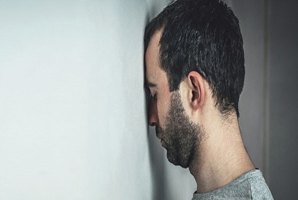 آشنایی با علائم افسردگی در مردان
