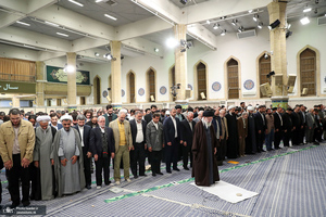 دیدار جمعی از شاعران و اهالی فرهنگ و ادب با رهبر معظم انقلاب