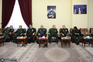 حاشیه های تجدیدمیثاق فرماندهان و کارکنان نیروهای مسلح با آرمان‌های امام خمینی (س)