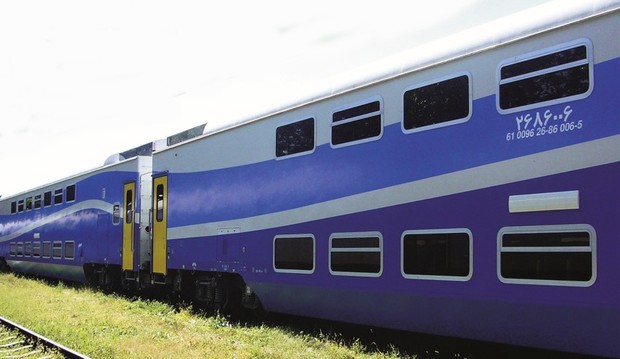 راهنمای خرید بلیط قطار برای سفر از تهران به قم؛ نکات و پیشنهادات