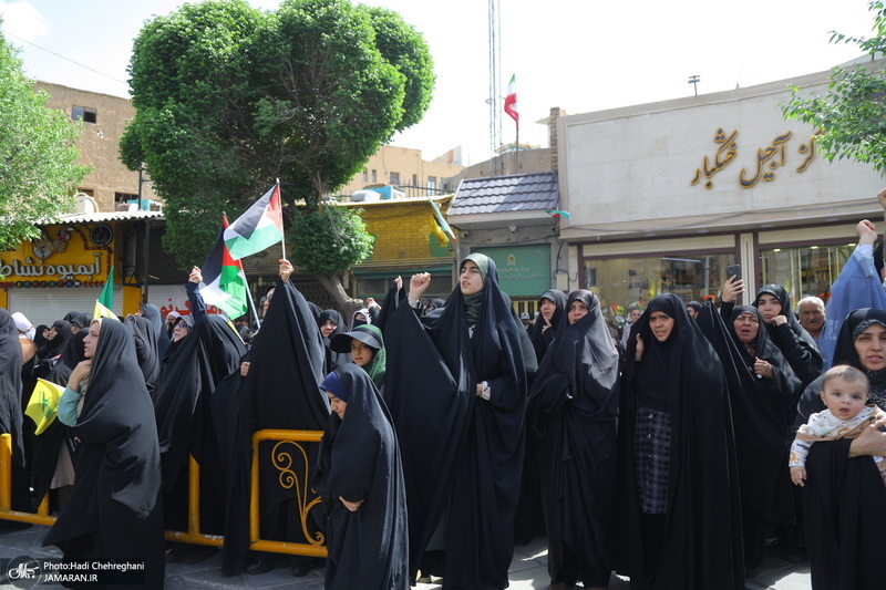 راهپیمایی نمازگزاران قمی در محکومیت جنایات رژیم صهیونیستی