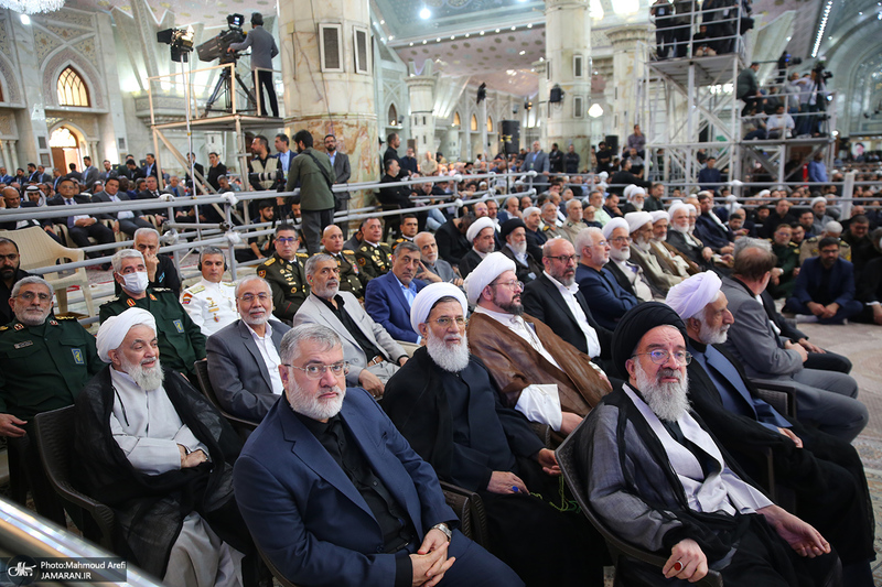 حضور شخصیت‌های سیاسی و مسئولان کشوری و لشکری در مراسم سالگرد ارتحال حضرت امام خمینی (س) -3