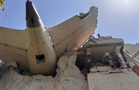  تصاویر پس از سقوط هواپیما در هند  (3)