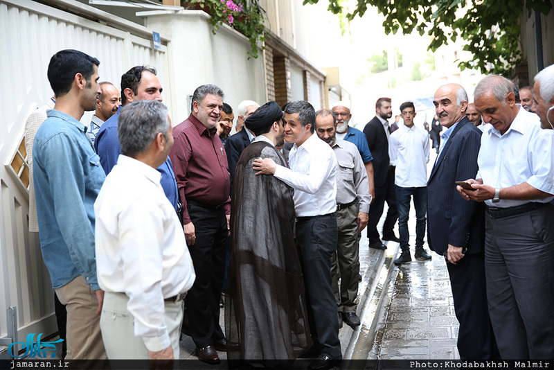 نماز عید فطر در حسینیه شماره 2 جماران 