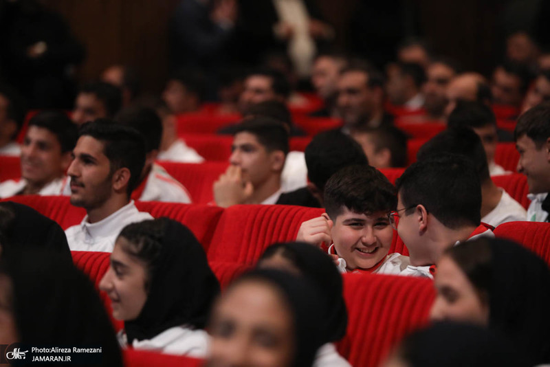 مراسم تجلیل از مدال آوران المپیک دانش آموزی