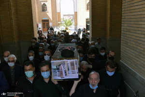 مراسم خاکسپاری حجت الاسلام و المسلمین محتشمی پور(ره) در حرم شاه عبدالعظیم الحسنی(ع)