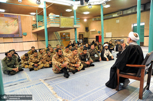 تجدید میثاق اقشار مردم و مسئولان با آرمان های امام راحل- 4