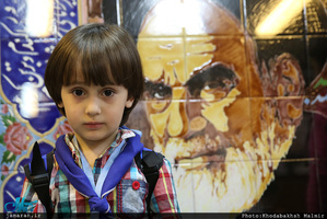 بازدید گردشگران نوروزی از بیت امام خمینی (س) در جماران 