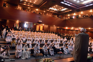 مراسم جشن فرزندان به تکلیف رسیده کارکنان سپاه در حرم مطهر امام خمینی (س)