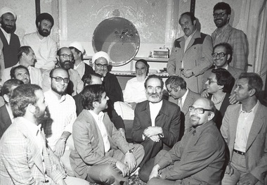 واجب المسؤولین تجاه الشعب