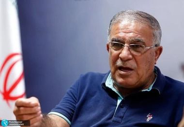 پیشکسوت استقلال راهی بیمارستان شد
