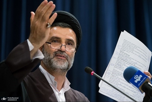 نبویان: محاصره دریایی ایران یک شوخی است