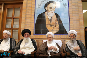 مراسم بزرگداشت والده آیت الله واعظ موسوی در بیت علامه طباطبایی قم