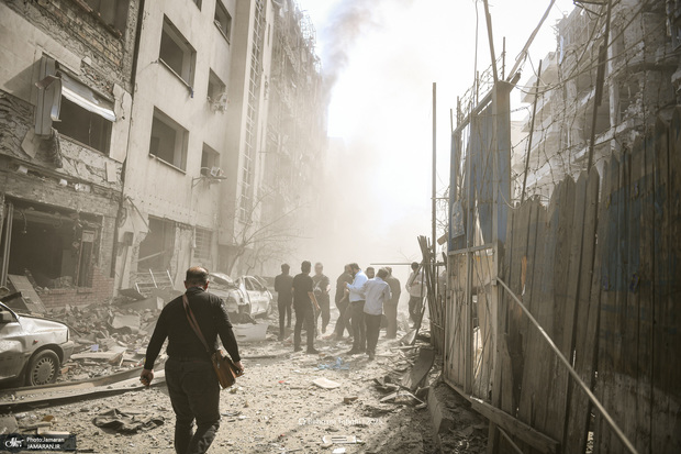 نیایش میرزاپور، گوینده و مجری: خاک می‌خوریم اما خاک نمی‌دهیم