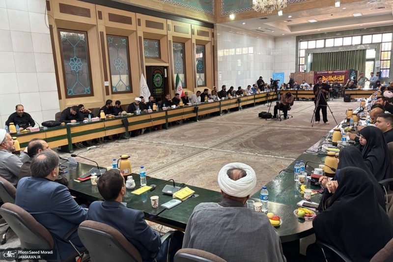 آیین تکریم و بدرقه خادمان مواکب حسینی