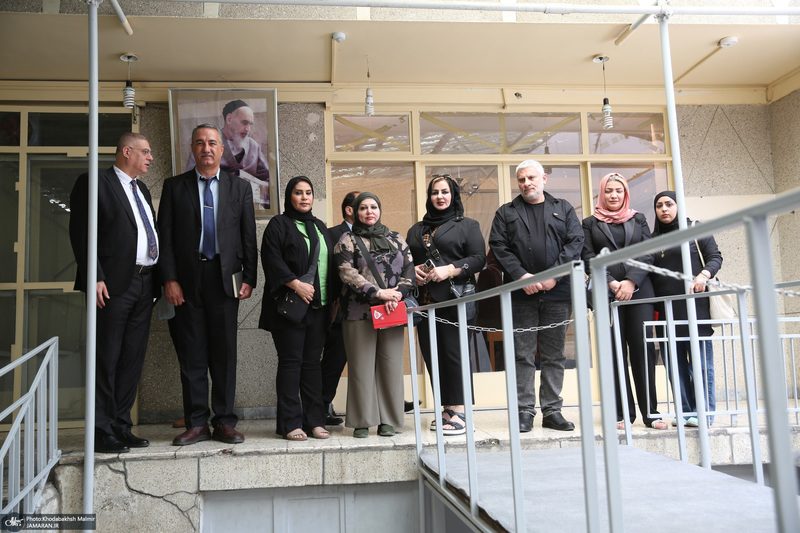 نشست هم اندیشی با ناشران عرب زبان در حسینیه جماران