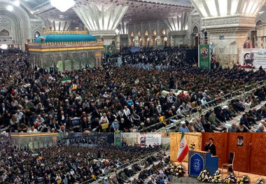 الإمام الخمینی(رض) من الشخصیات الإستثنائیة فی العالم الاسلامی

