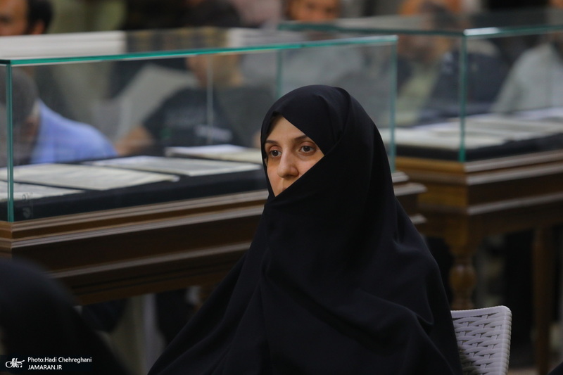 محفل ادبی با حضور استاد مجاهدی در مجتمع یادگار امام (س) قم