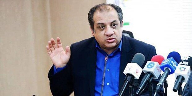 مهدی: یک تیم در وسط ساعت بازی بلیت برگشت گرفته بود!/ سازمان لیگ مرغ عزا و عروسی شده !
