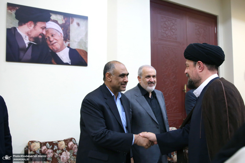 حاشیه تجدید میثاق رئیس جمهور و اعضای دولت با آرمان های حضرت امام خمینی (س)