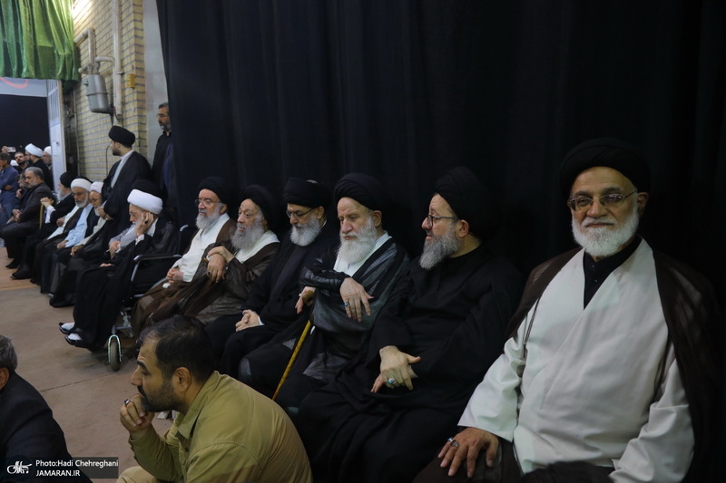 مراسم چهلمین روز تدفین رهبر شهید در دفتر آیت الله العظمی سیستانی در قم
