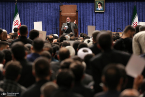 مراسم بزرگداشت شهدای جنگ تحمیلی اخیر با حضور و سخنرانی رهبر معظم انقلاب