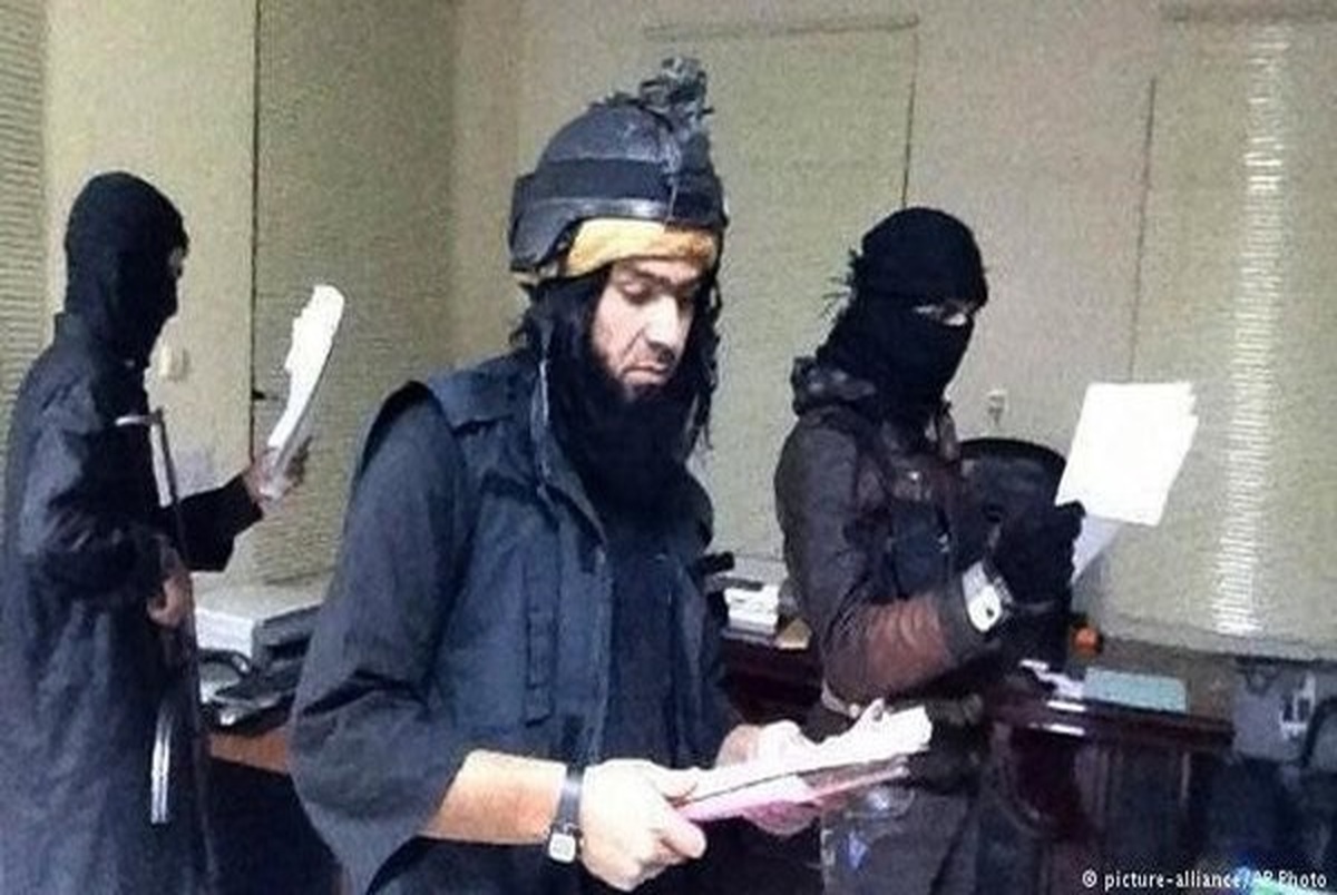 داعش در موصل، معلم استخدام می‌کند
