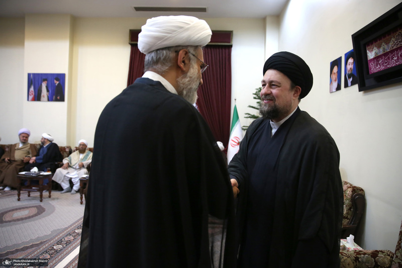 حاشیه تجدید میثاق اعضای مجلس خبرگان رهبری با آرمان‌های امام خمینی(س)؛