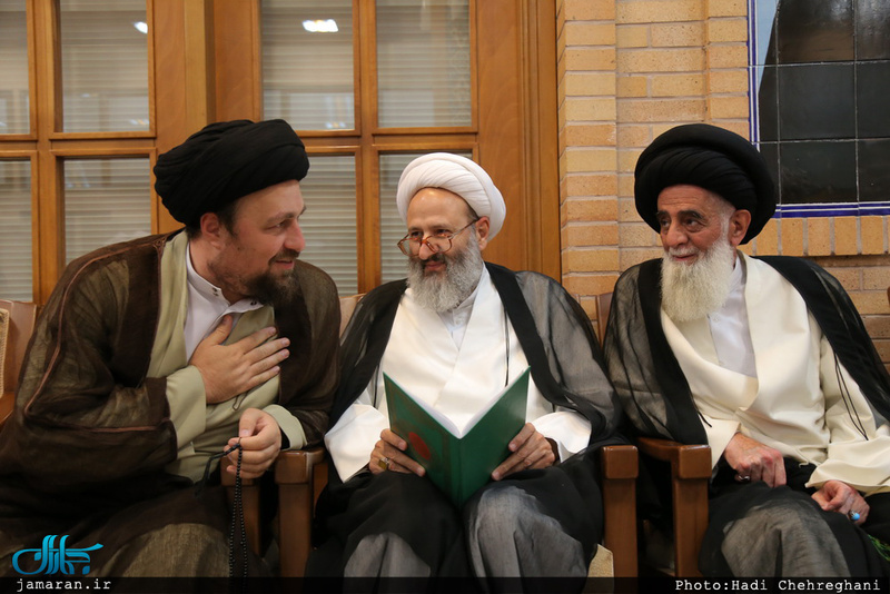 مراسم بزرگداشت والده آیت الله واعظ موسوی در بیت علامه طباطبایی قم