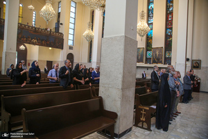 مراسم بزرگداشت امام خمینی (س) در کلیسای «سرکیس مقدس»