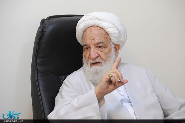 آیت الله مسعودی خمینی: مبارزه با فساد باید شفاف باشد/  اگر کسی دزدی کرد، مال مردم را خورد یا بیت المال را از بین برد چرا نباید شفاف بگوییم؟