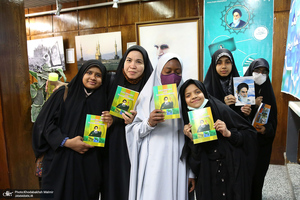 تجدید میثاق اصناف، نهادها، سازمان ها و اقشار مختلف مردم با آرمان های امام خمینی(س)- 1