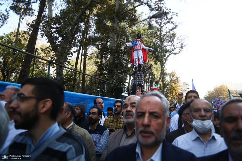 راهپیمایی باشکوه 13 آبان در تهران -2