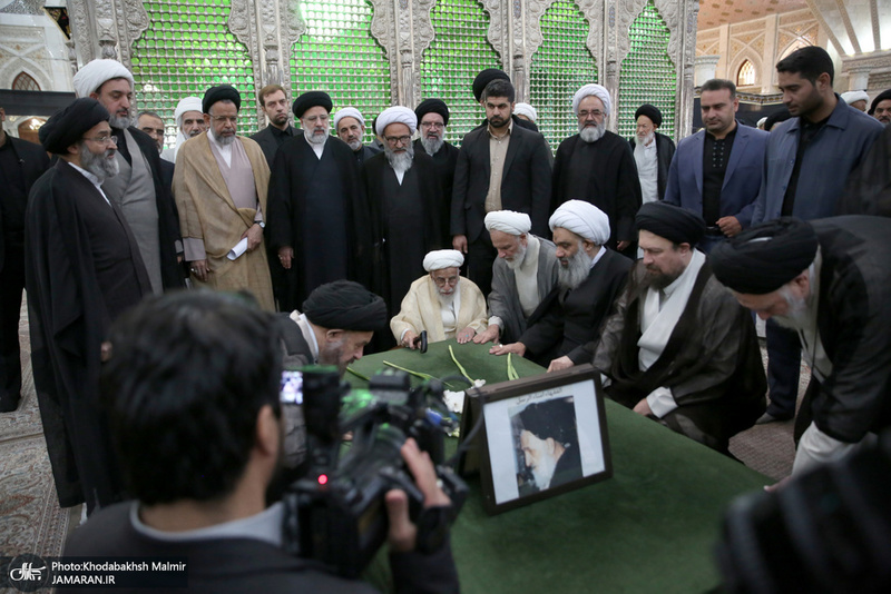 تجدید میثاق هیأت رئیسه و اعضای مجلس خبرگان رهبری با آرمان های امام خمینی(س)