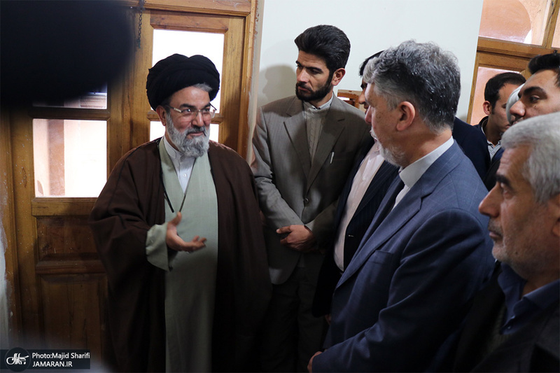 بازدید وزیر ارشاد از بیت و زادگاه حضرت امام در خمین