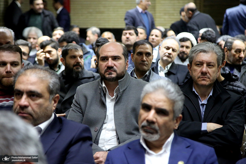 مراسم ترحیم مادر محمد شریعتمداری