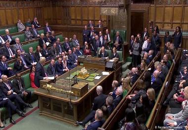 انتخابات پارلمانی انگلیس: انتخاباتی در سایه رعب و ترس
